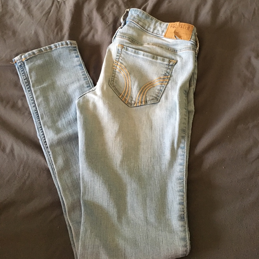 Hollister light wash jeans