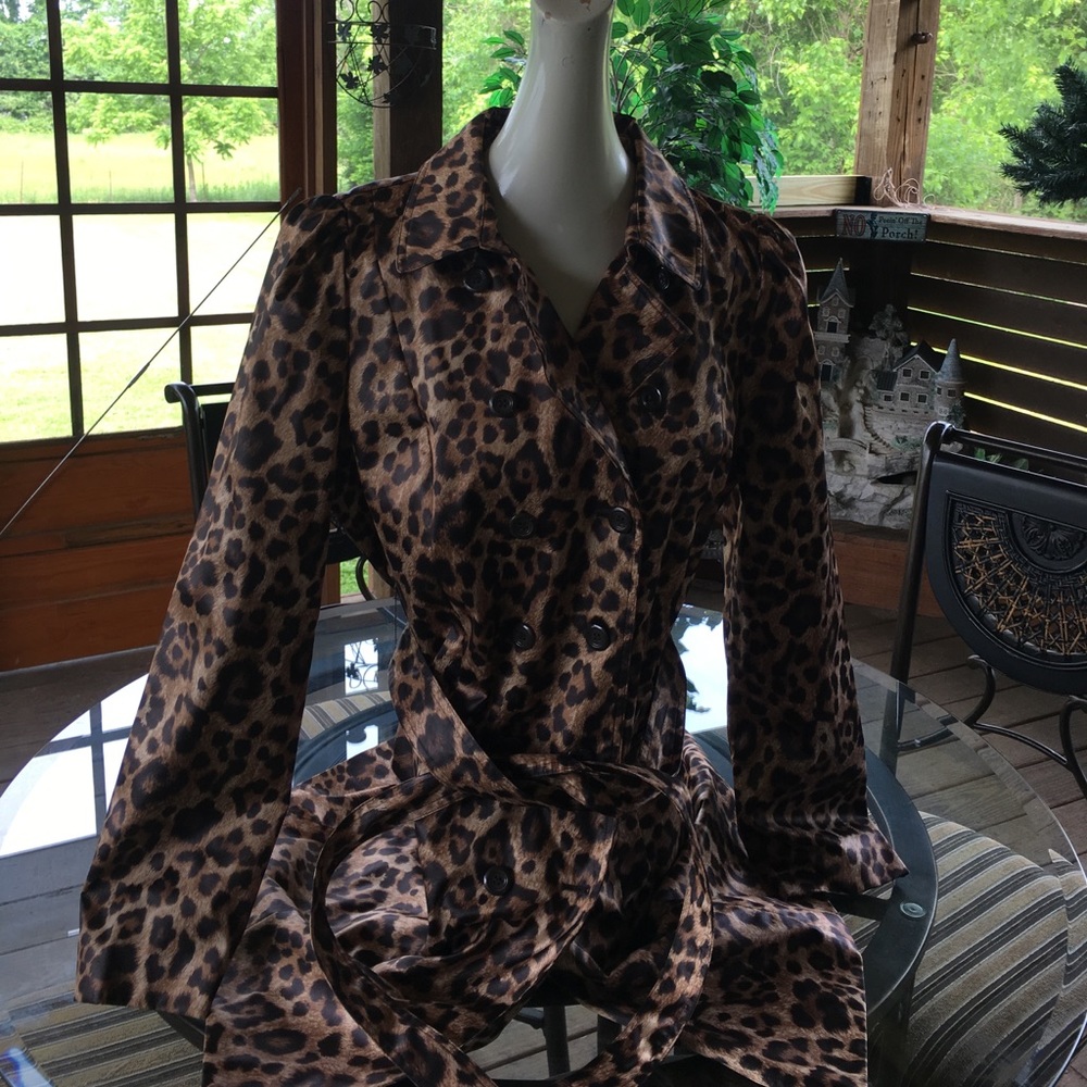 Animal print trenchcoat