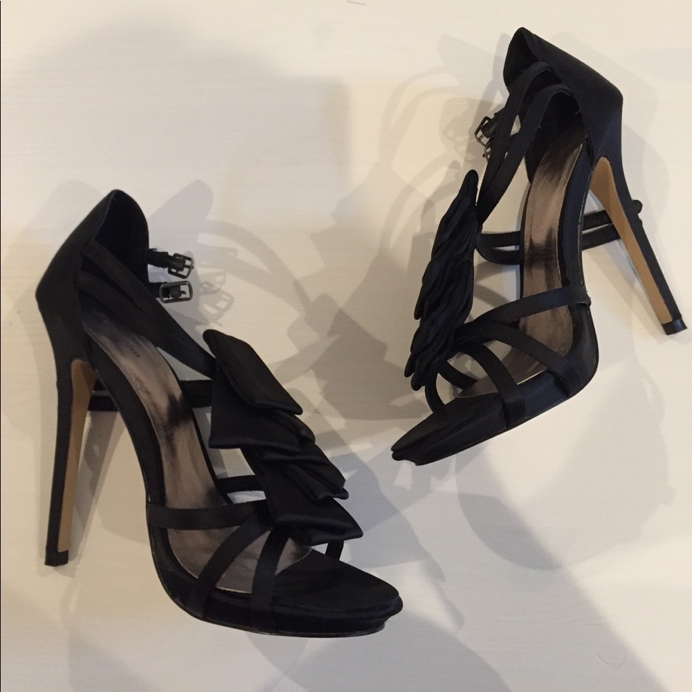 Zigi soho black satin shoe