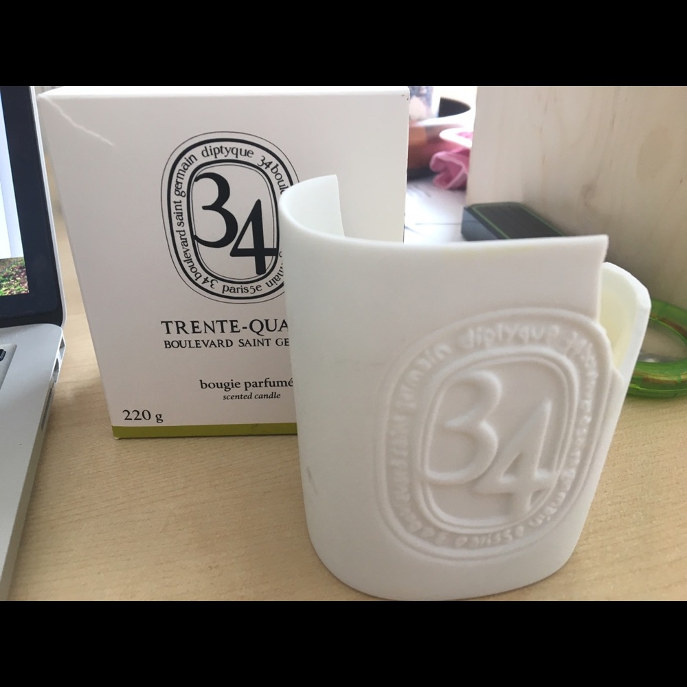 Diptyque candle 34 broken