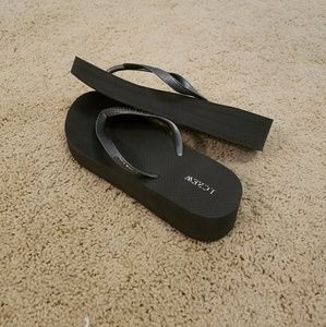 J Crew Flip flops