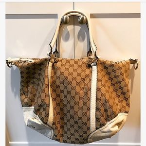 Beige and light brown Gucci bag 💼