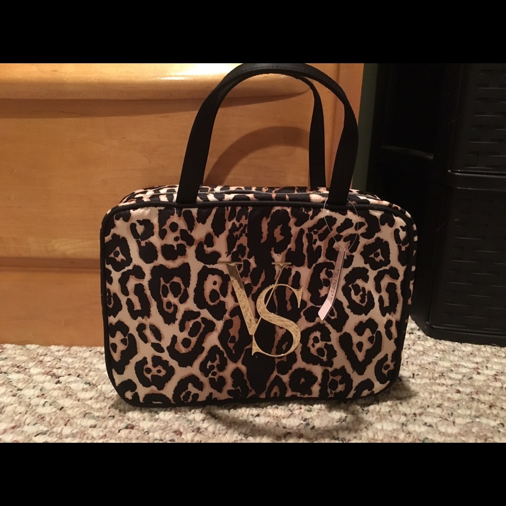 VS travel cosmetic bag