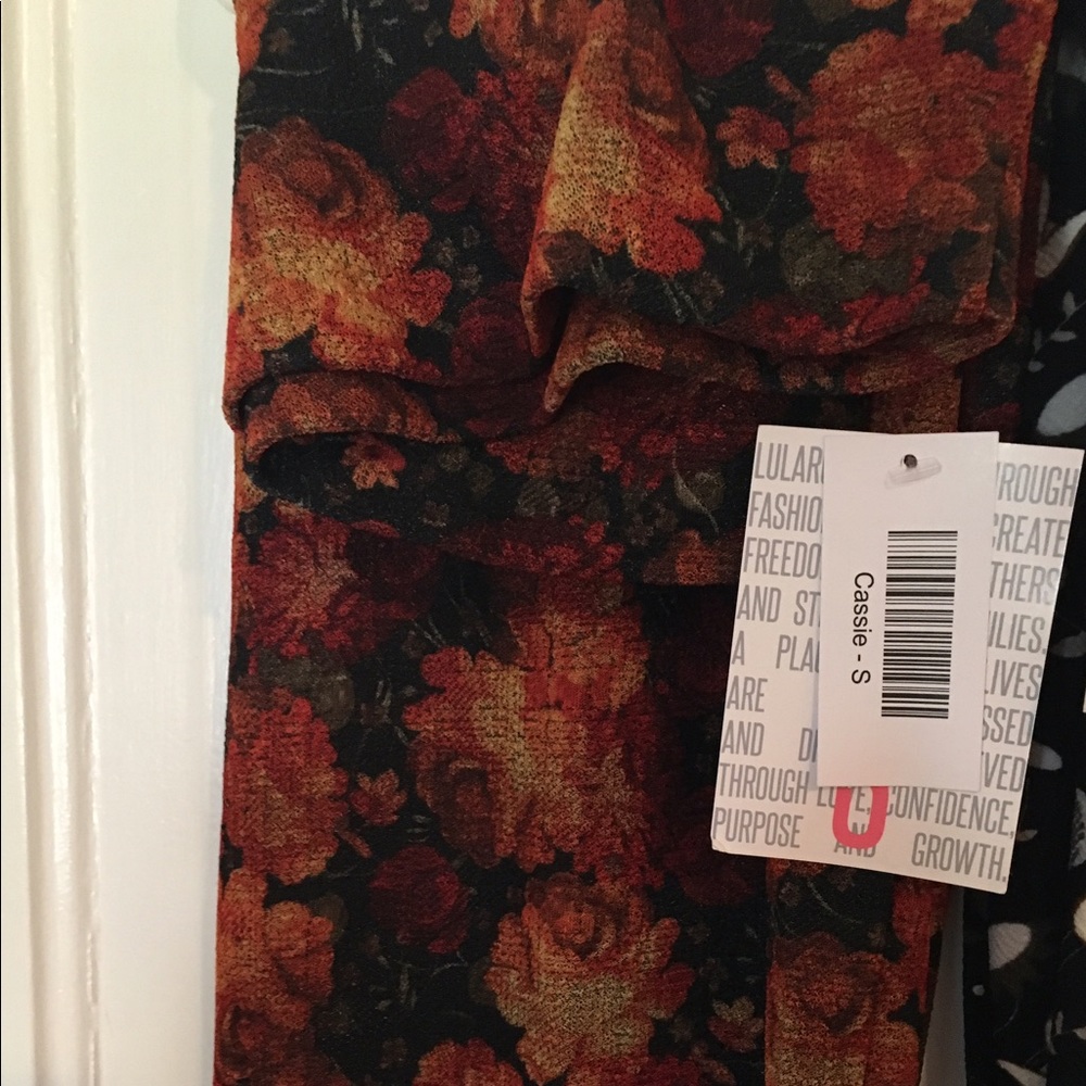 BNWT LLR floral Cassie
