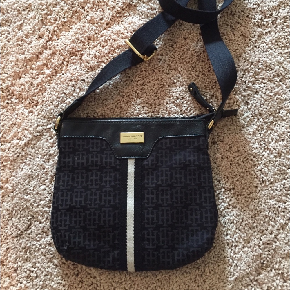 Tommy Hilfiger crossbody bag