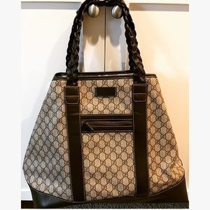 Authentic Very large Gucci bag 💼