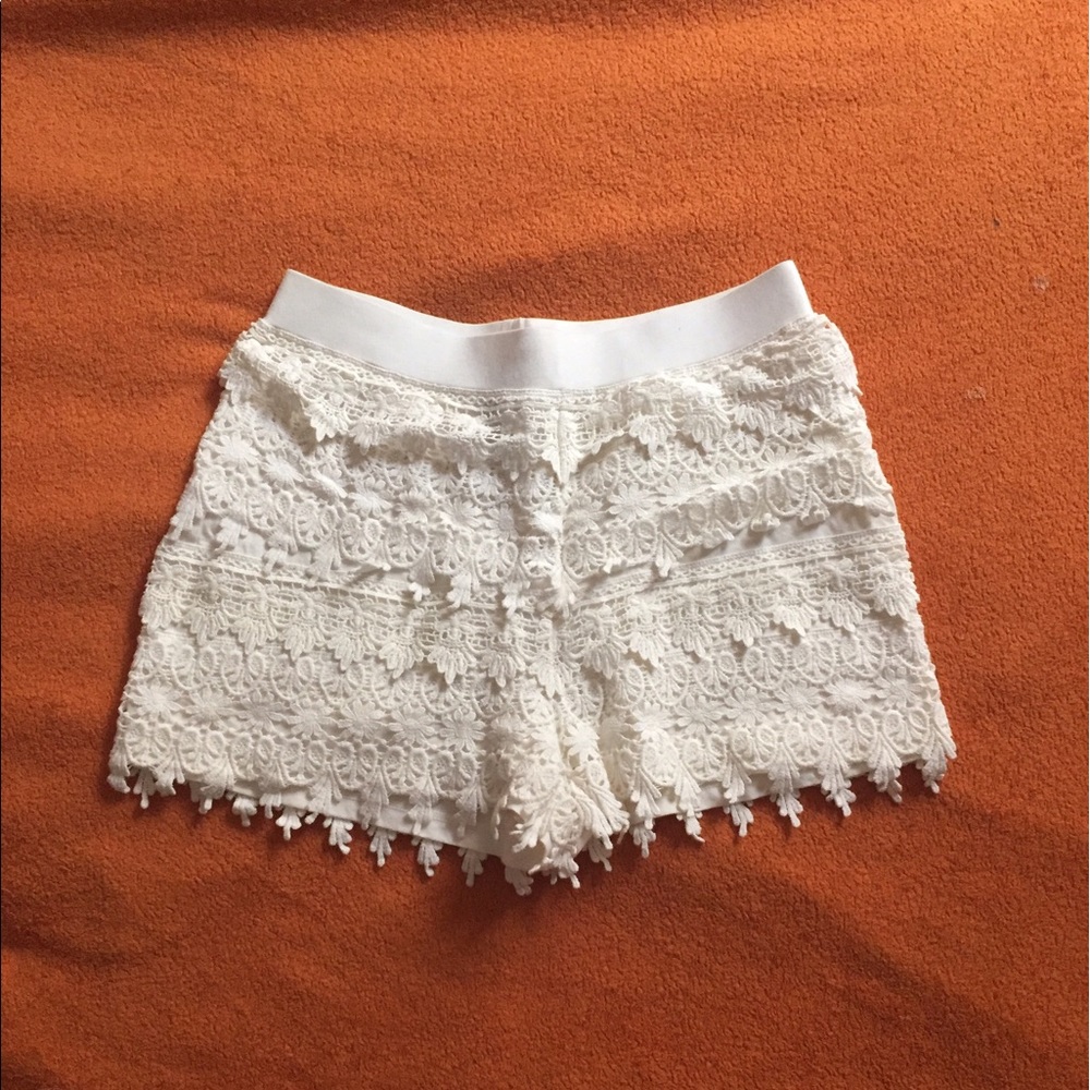 White Flower Lace Shorts