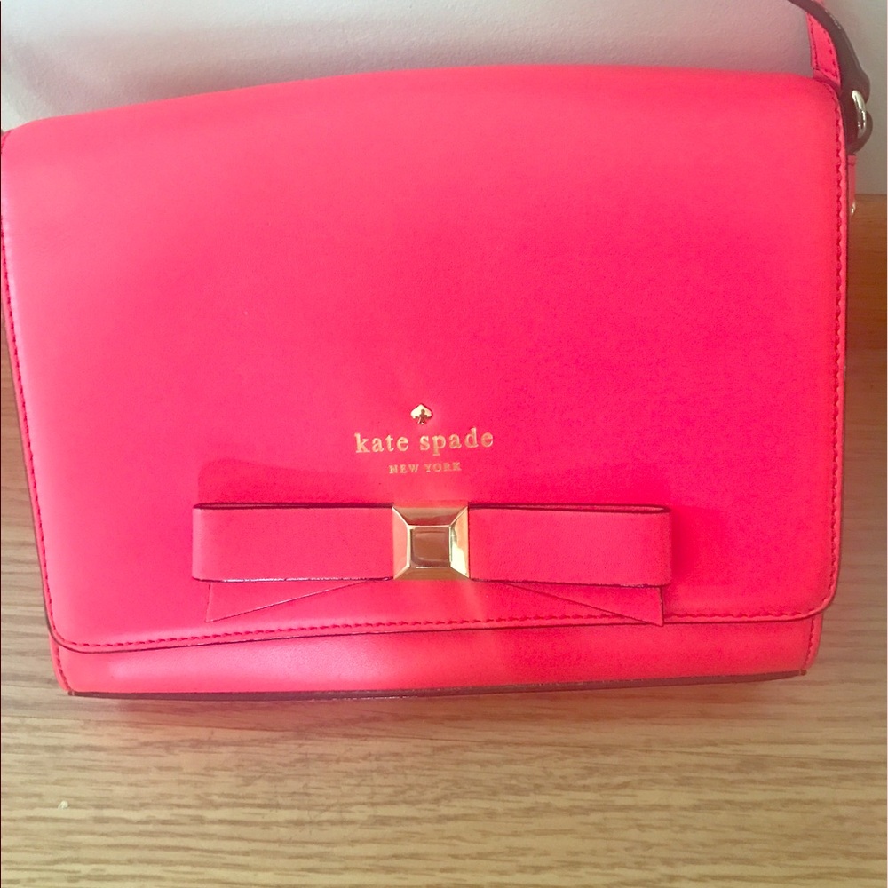 Kate Spade Cross-body Purse🎀 Great condition!