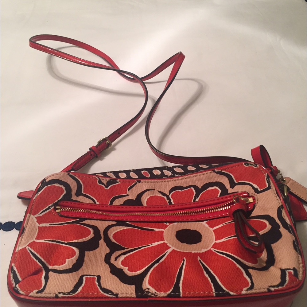 Authentic Coach crossbody
