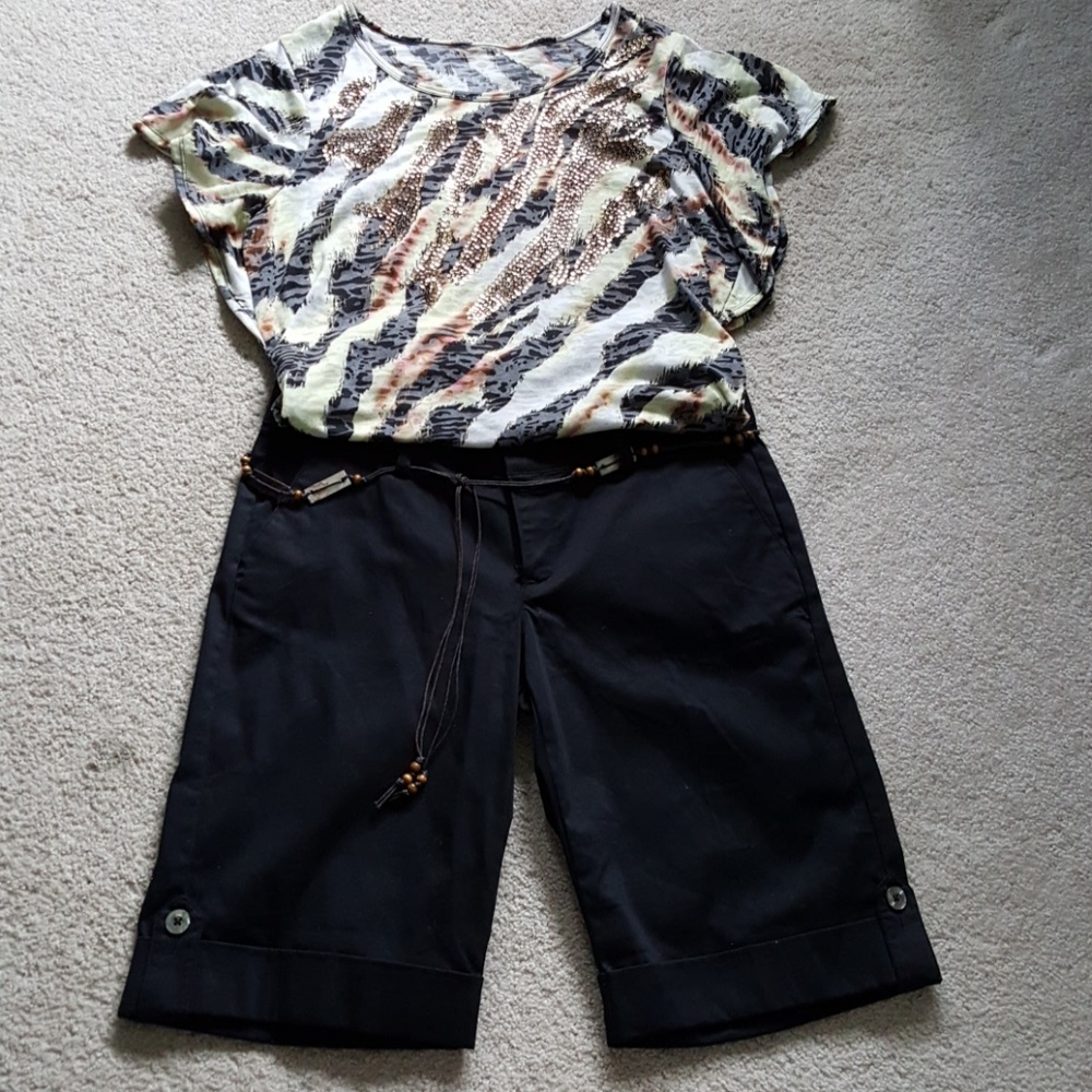 🌺Womens Black Shorts