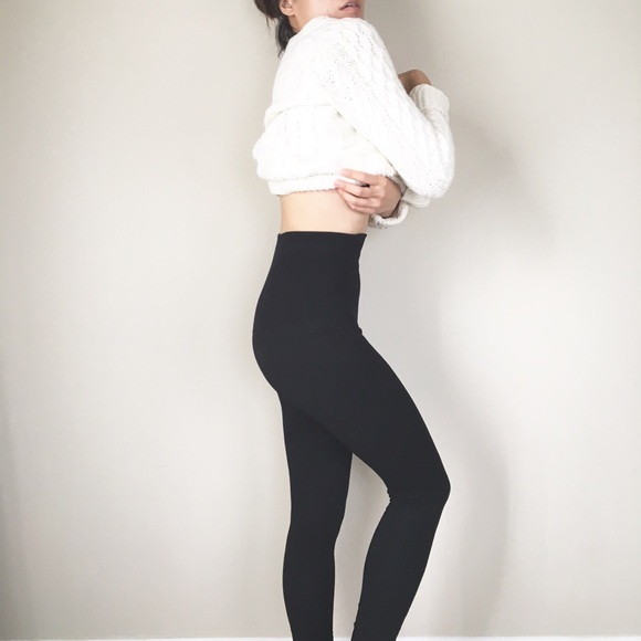 High waisted contouring legging. - Picture 2 of 4