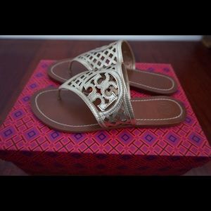 Never worn Tory Burch sandals
