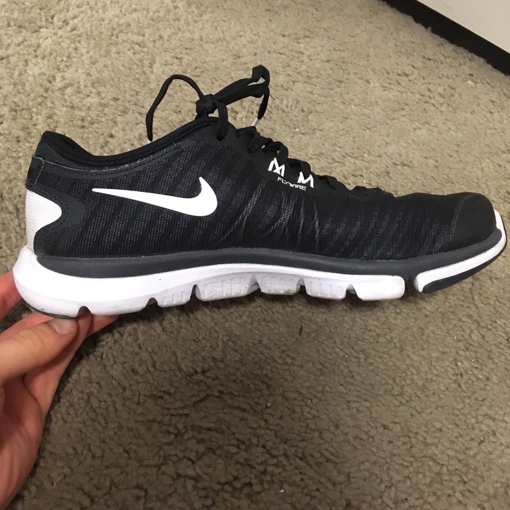 Nike Flex TR4 Supreme (women's size 7.5)