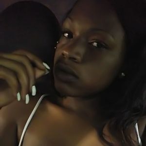 Meet your Posher, Sharifah