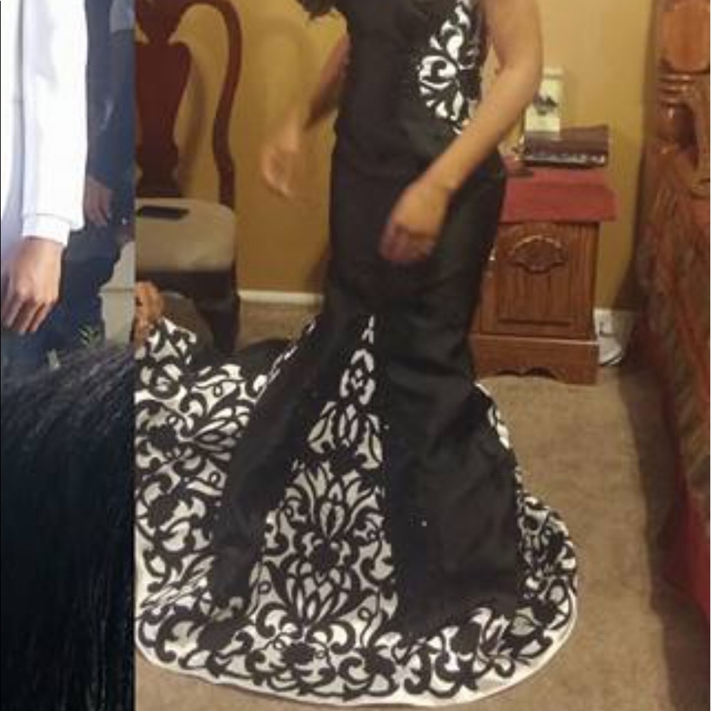 Prom dress