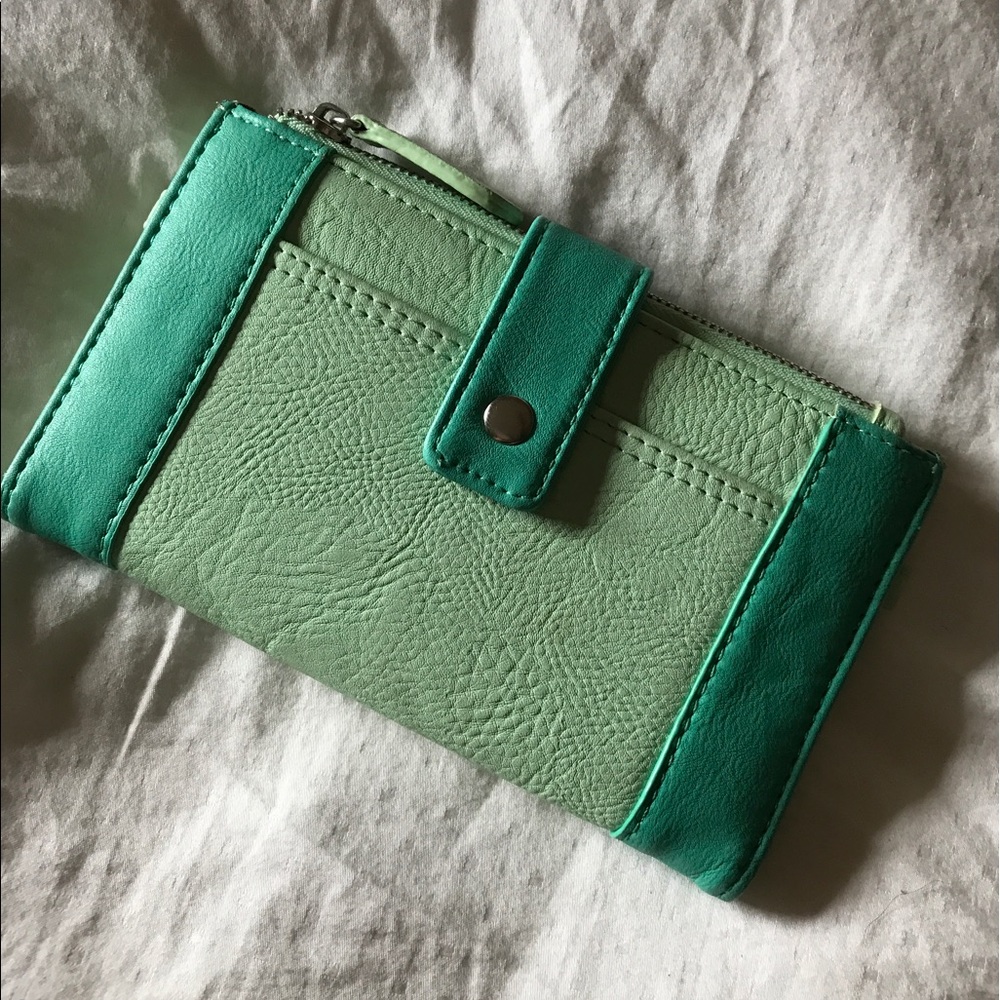 Wallet/wristlet