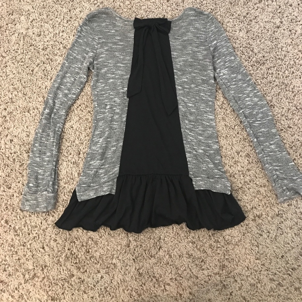 Long-sleeved Blouse