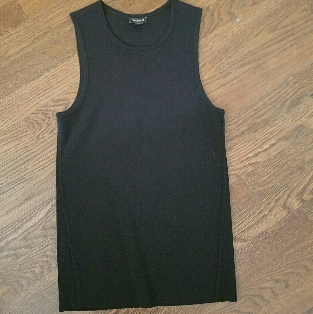 Anne Taylor sleaveless shirt