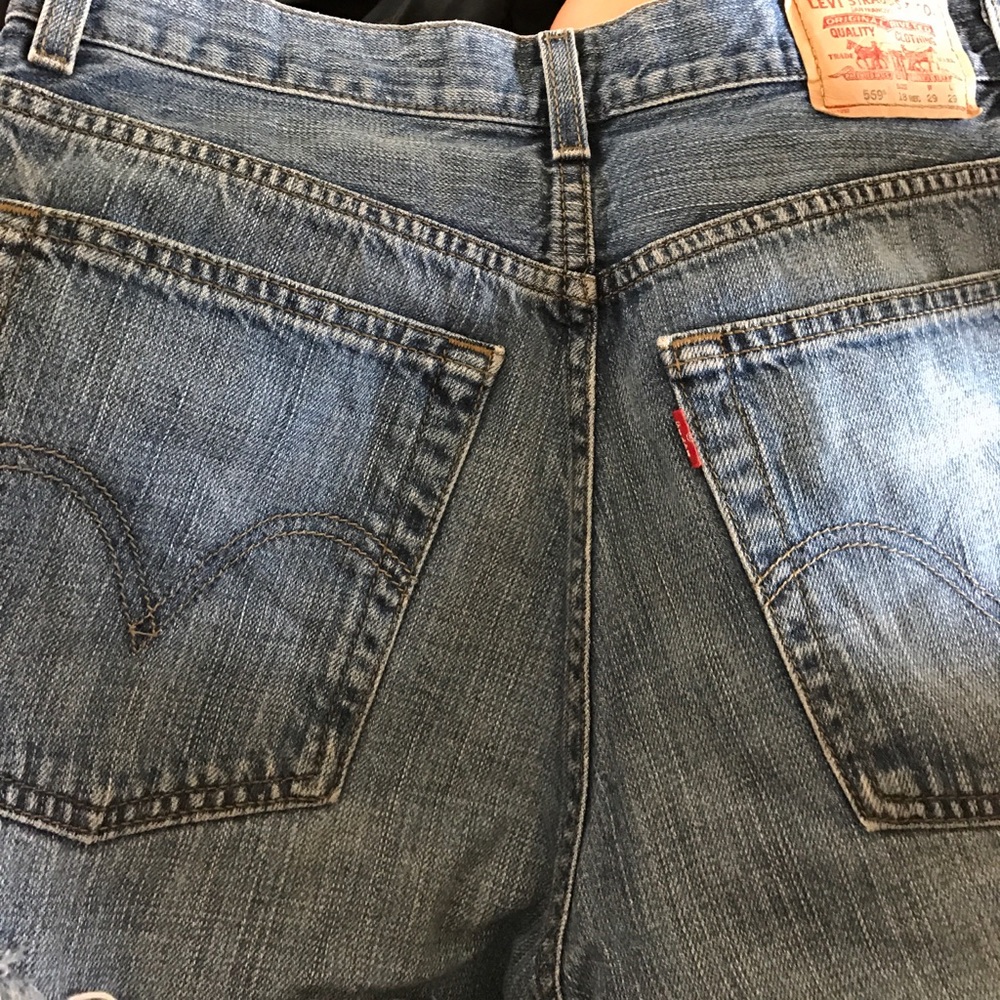 High waist short with comic strip stitching - Picture 3 of 4