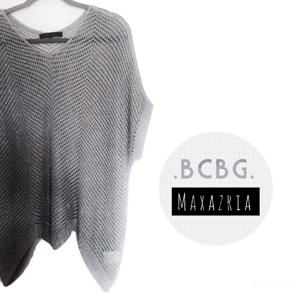 •BCBG MAXAZRIA• SILVER WOVEN FLOWY SWEATER TOP