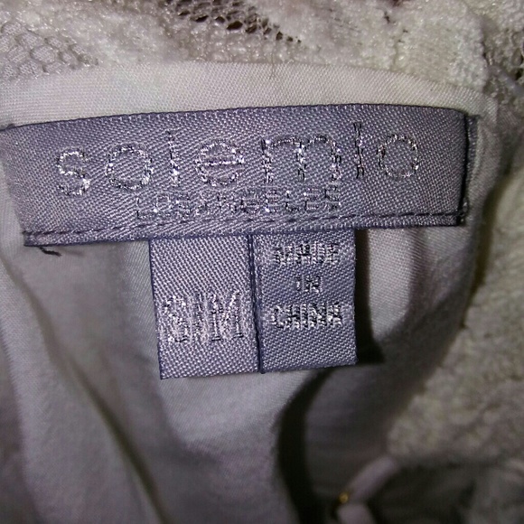 Flattering white Tunic/short dress - Picture 5 of 5