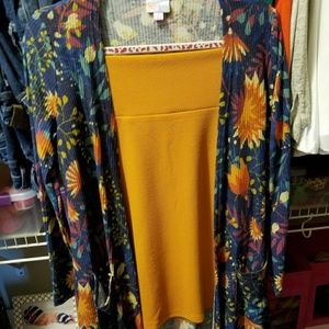 Lularoe Small Sarah Flowered
