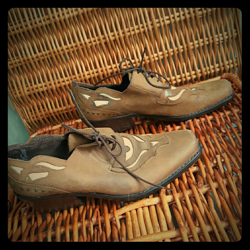 Guess by George Marciano size 5.5 M