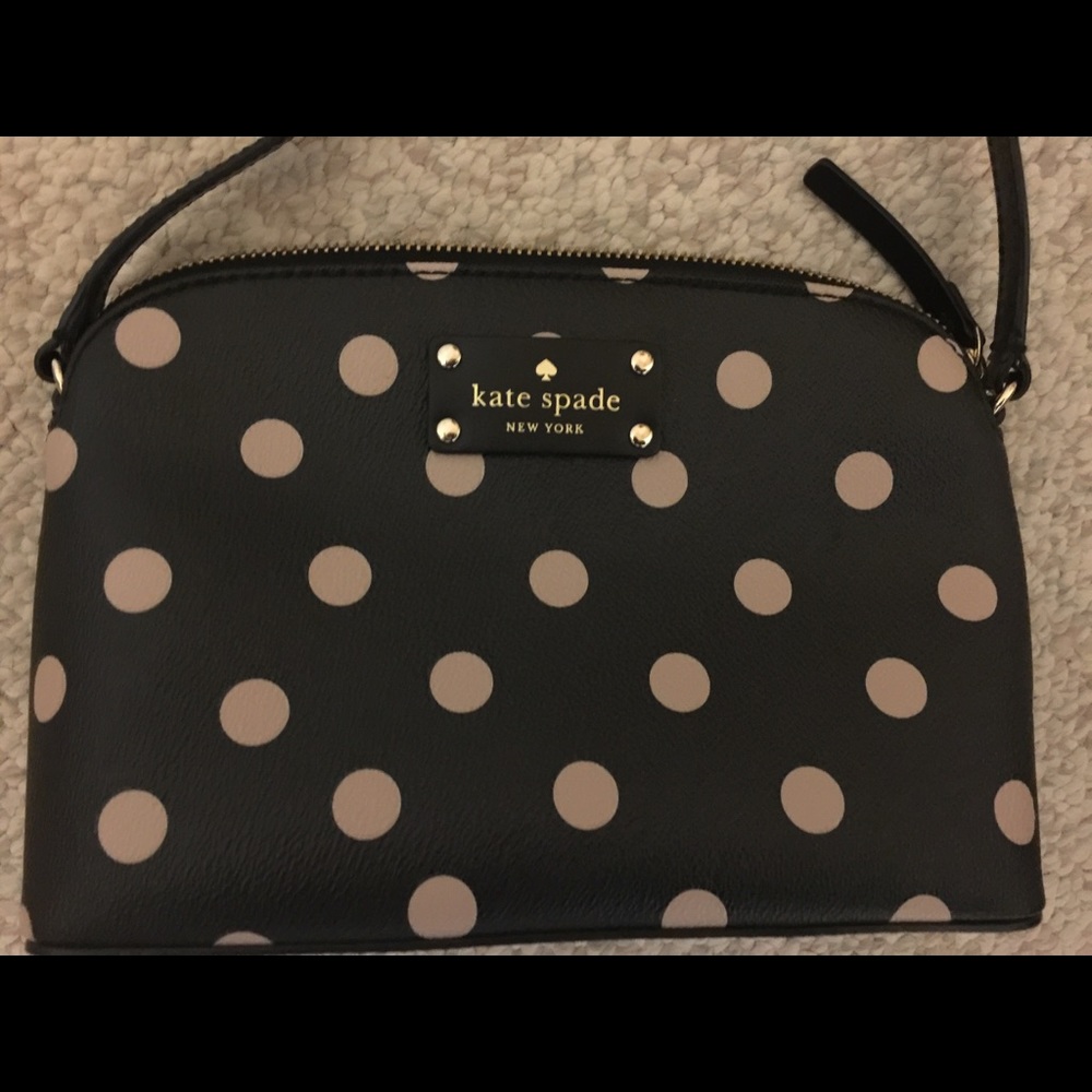 Kate Spade ♠️ polka dot cross body bag 💼