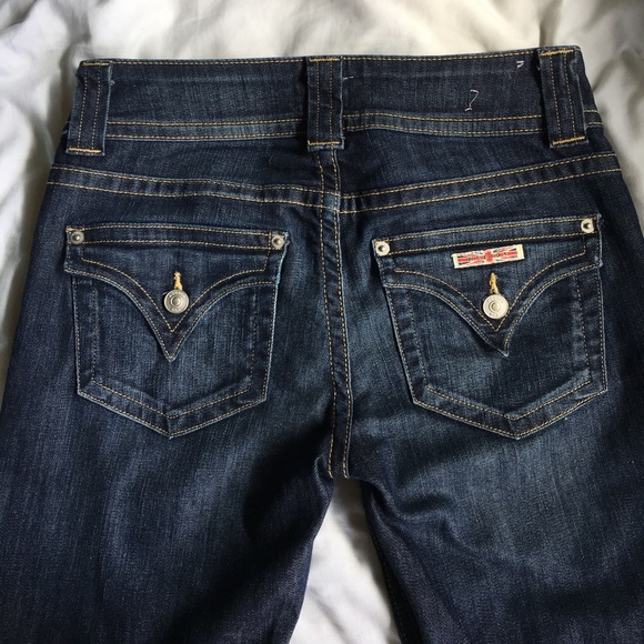 Brand new Hudson Signature Mid rise Bootcut Jeans! - Picture 2 of 3