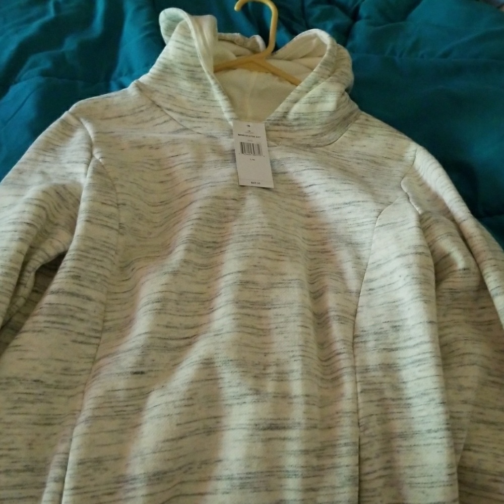 Tommy pullover hoodie new with tags perfect L