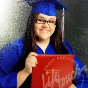 Meet your Posher, Caitlin