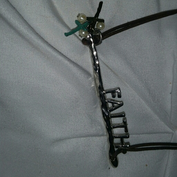 Faith necklace - Picture 2 of 2