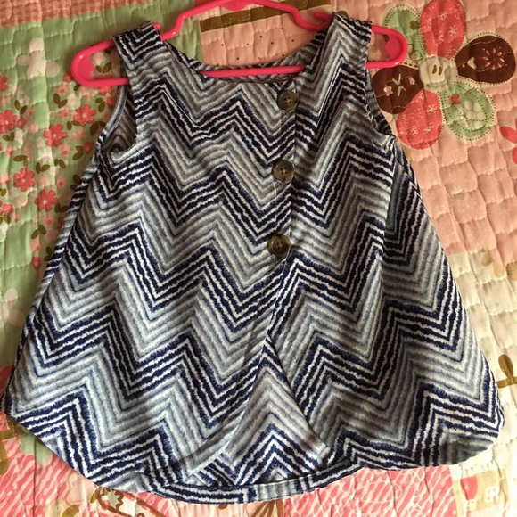 Old Navy blouse for toddler girl - Picture 2 of 4
