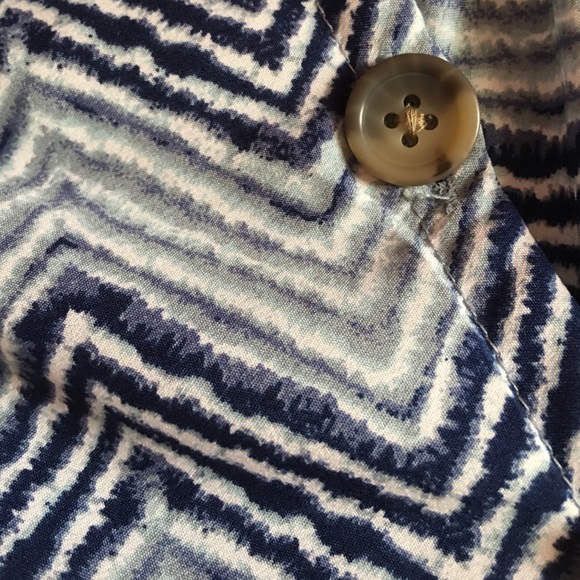 Old Navy blouse for toddler girl - Picture 3 of 4