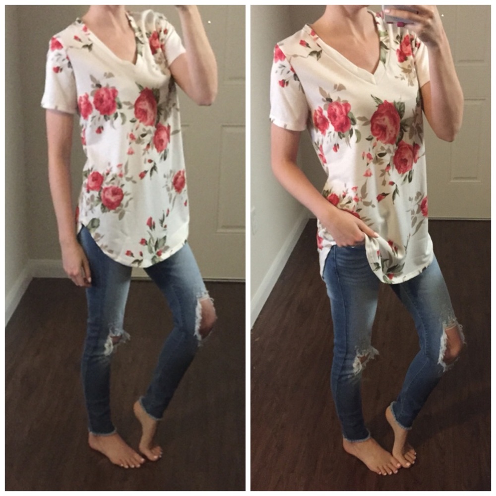 LAST ITEM▫Ivory Soft Terry Floral V-Neck Tee - Picture 4 of 7
