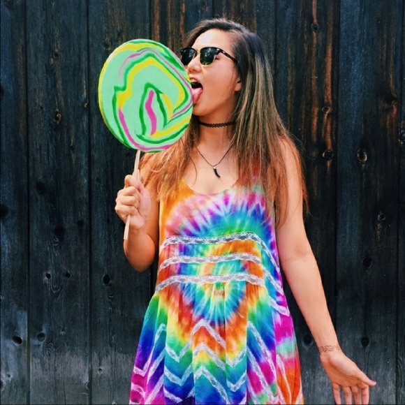 Dresses & Skirts - Iso rainbow dyed go trapezr