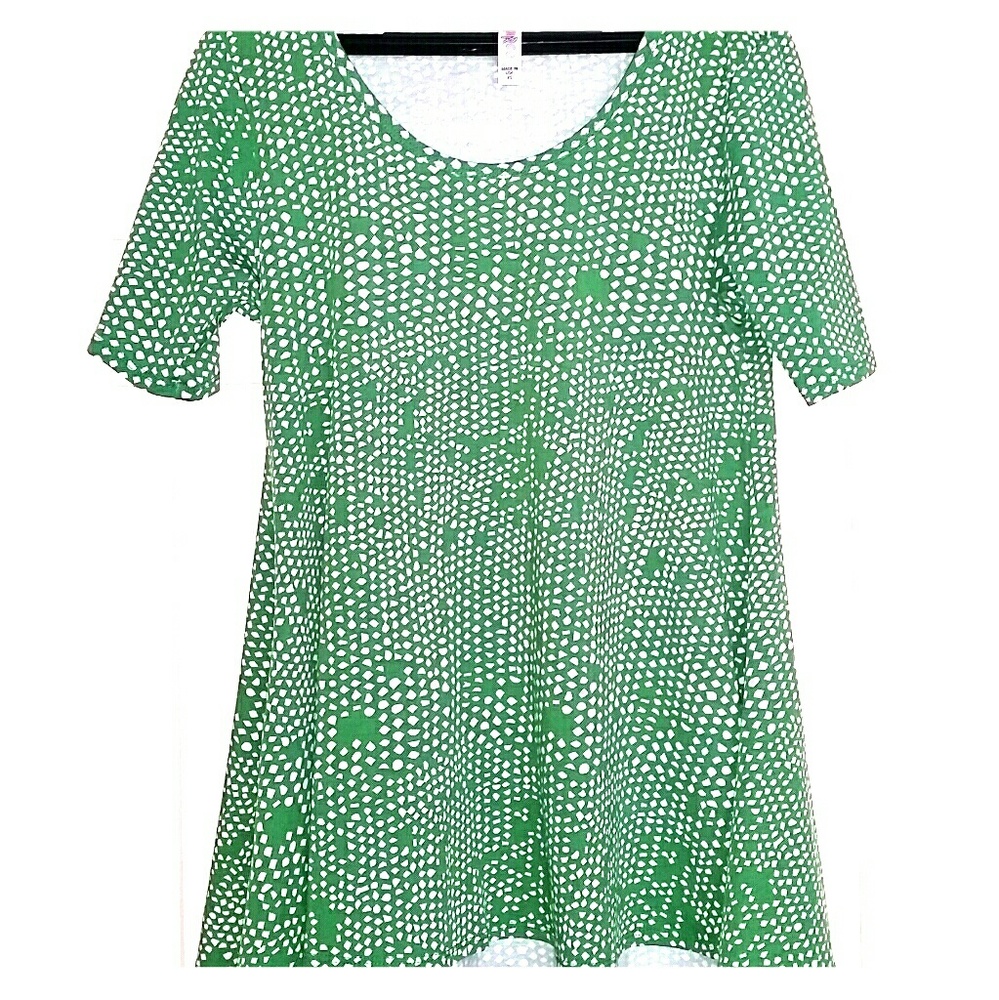 XS LulaRoe Perfect T