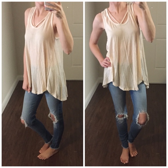 ❌LAST DAY ON POSH❌Softest Ivory Crinkle Tank - Picture 2 of 5