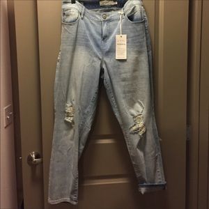 Distressed girlfriend jeans by Torrid size 18