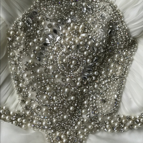 BNWT Tarik Ediz Silk Chiffon & Pearl Gown - Picture 2 of 5