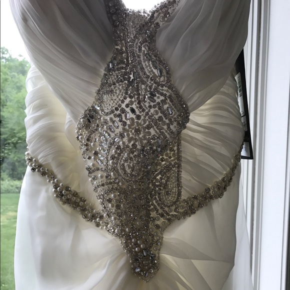 BNWT Tarik Ediz Silk Chiffon & Pearl Gown - Picture 3 of 5