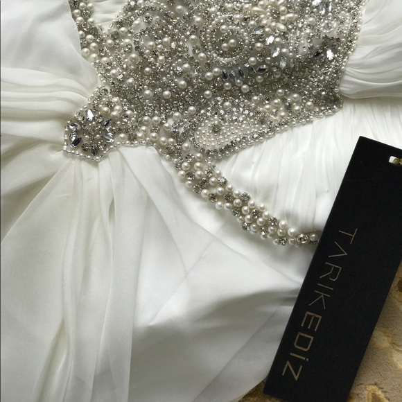 BNWT Tarik Ediz Silk Chiffon & Pearl Gown - Picture 4 of 5