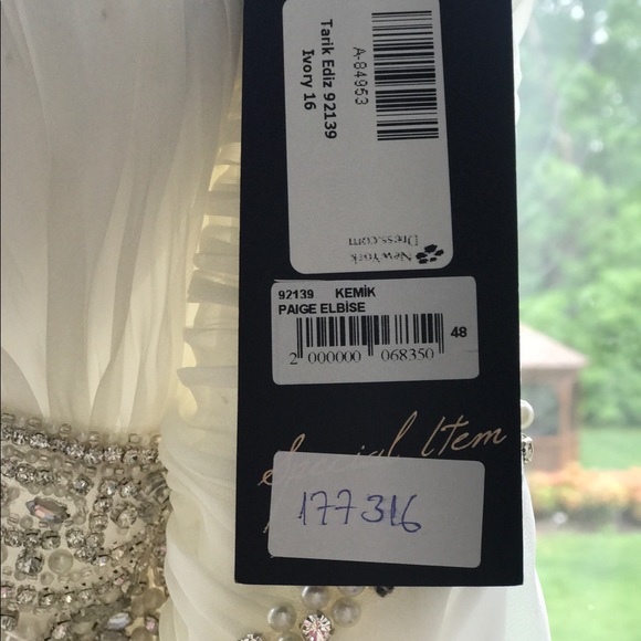 BNWT Tarik Ediz Silk Chiffon & Pearl Gown - Picture 5 of 5