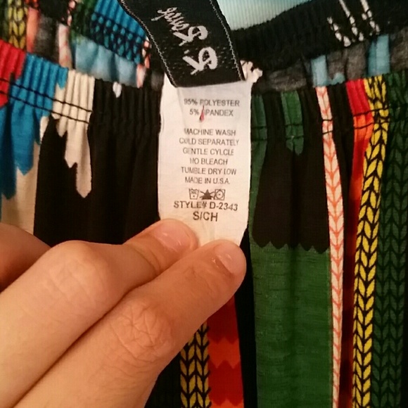 Aztec dress - Picture 4 of 4