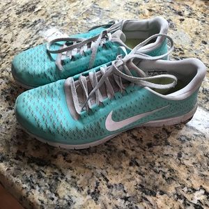Tiffany blue Nike tennis shoes 8.5
