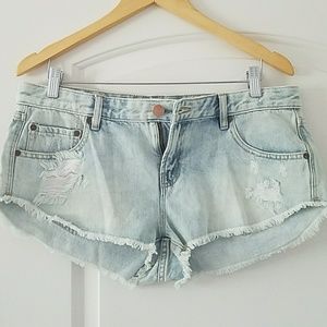 NWOT | BDG Destroyed Denim Shorts