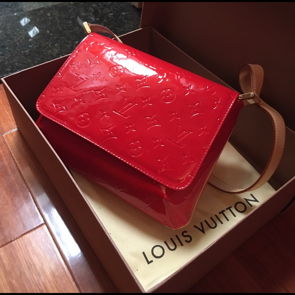 Louis Vuitton Vernis Thomas Street 👜