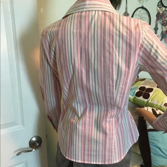 Button down blouse - Picture 2 of 2