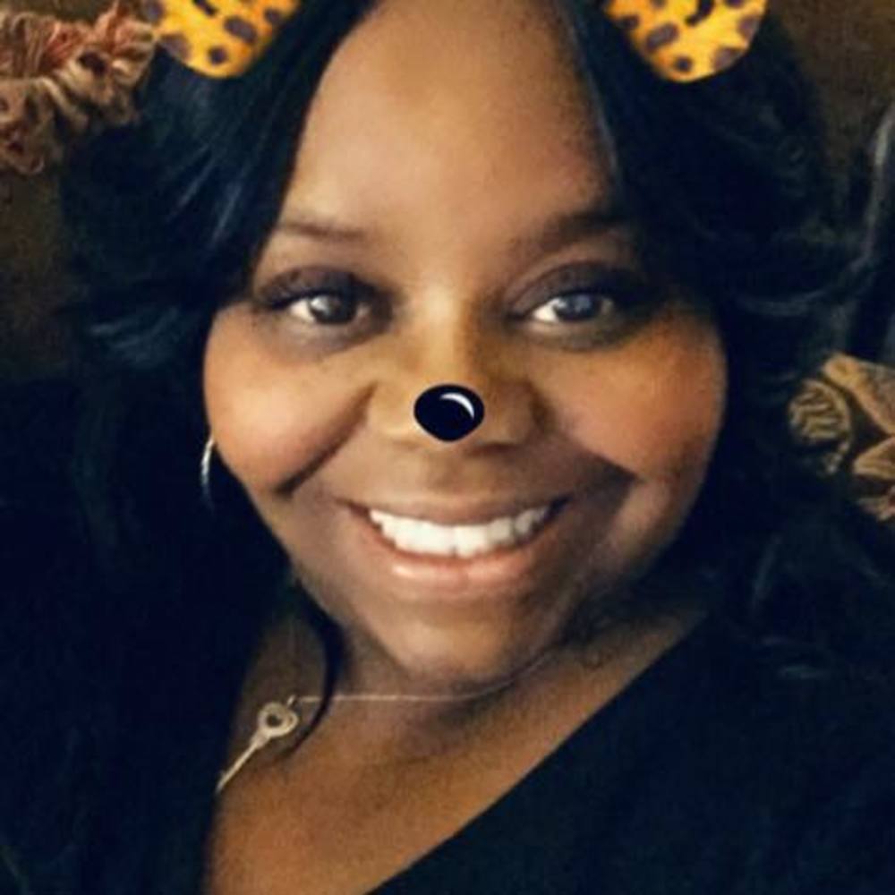 Meet your Posher, Janel