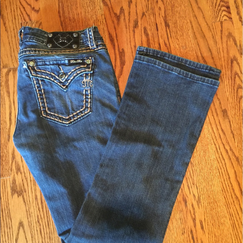 🌺 Miss Me Jeans